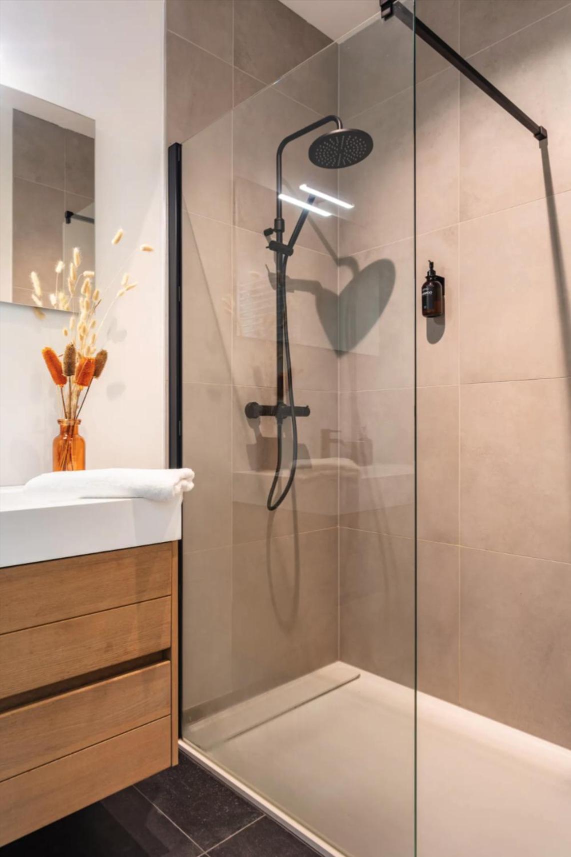 Sunny Haven Apartment Antwerpen Bagian luar foto